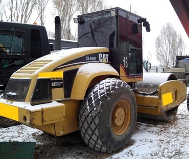 Caterpillar CS-663E 17тонн