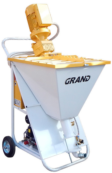 GRAND 3