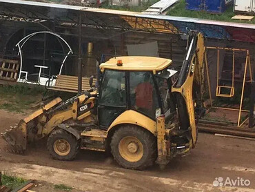 CAT 428F