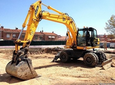 JCB