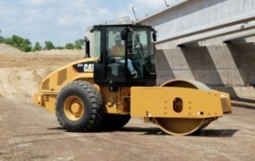 CATERPILLAR CS-74