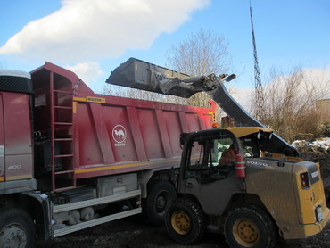 VOLVO MC135C