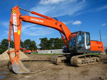 HITACHI