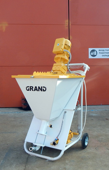 GRAND 3