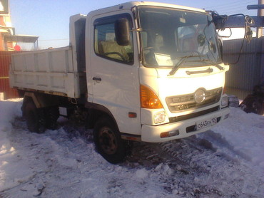 Hino 500