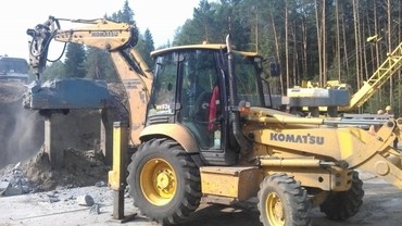 Komatsu WB93R5