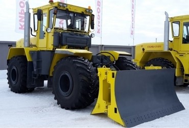 КИРОВЕЦ К-702МБА-01-БКУ